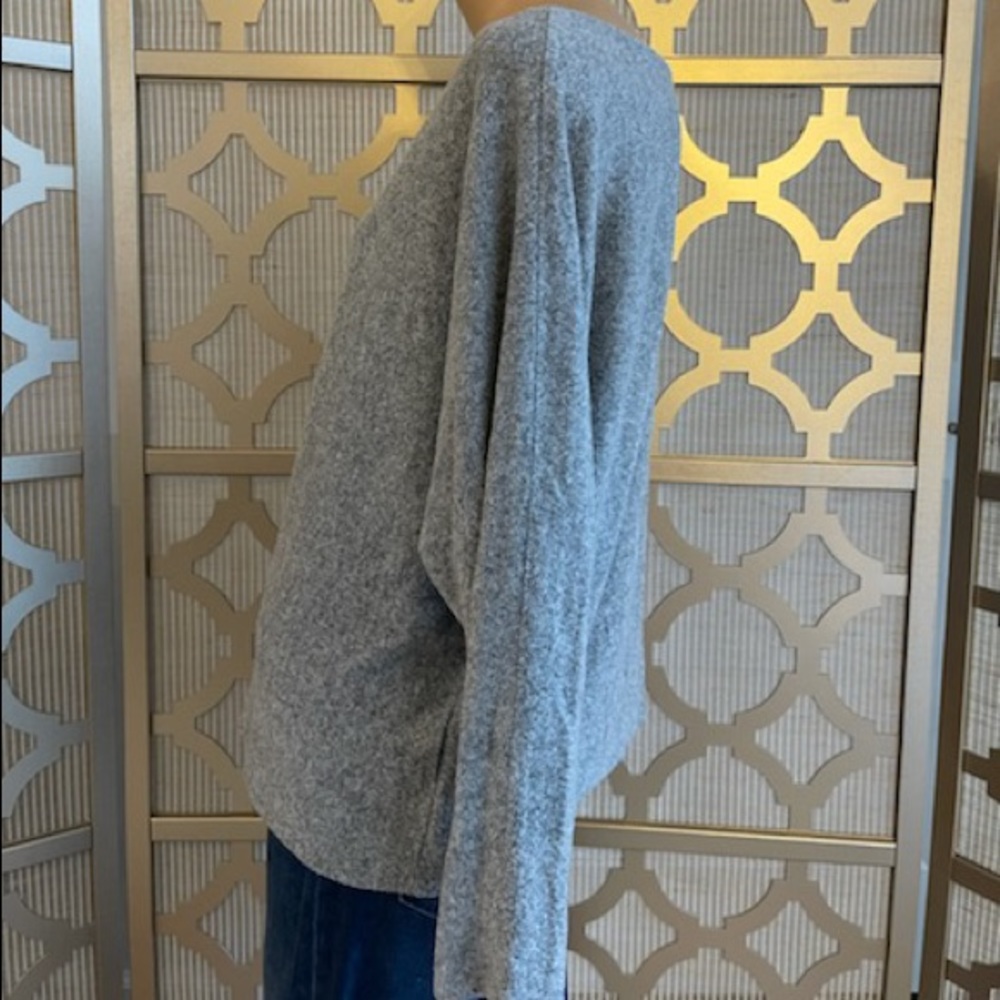 Forever21 Soft Lounge Sweater Shirt! Oversized. Medium - Picture 3 of 5